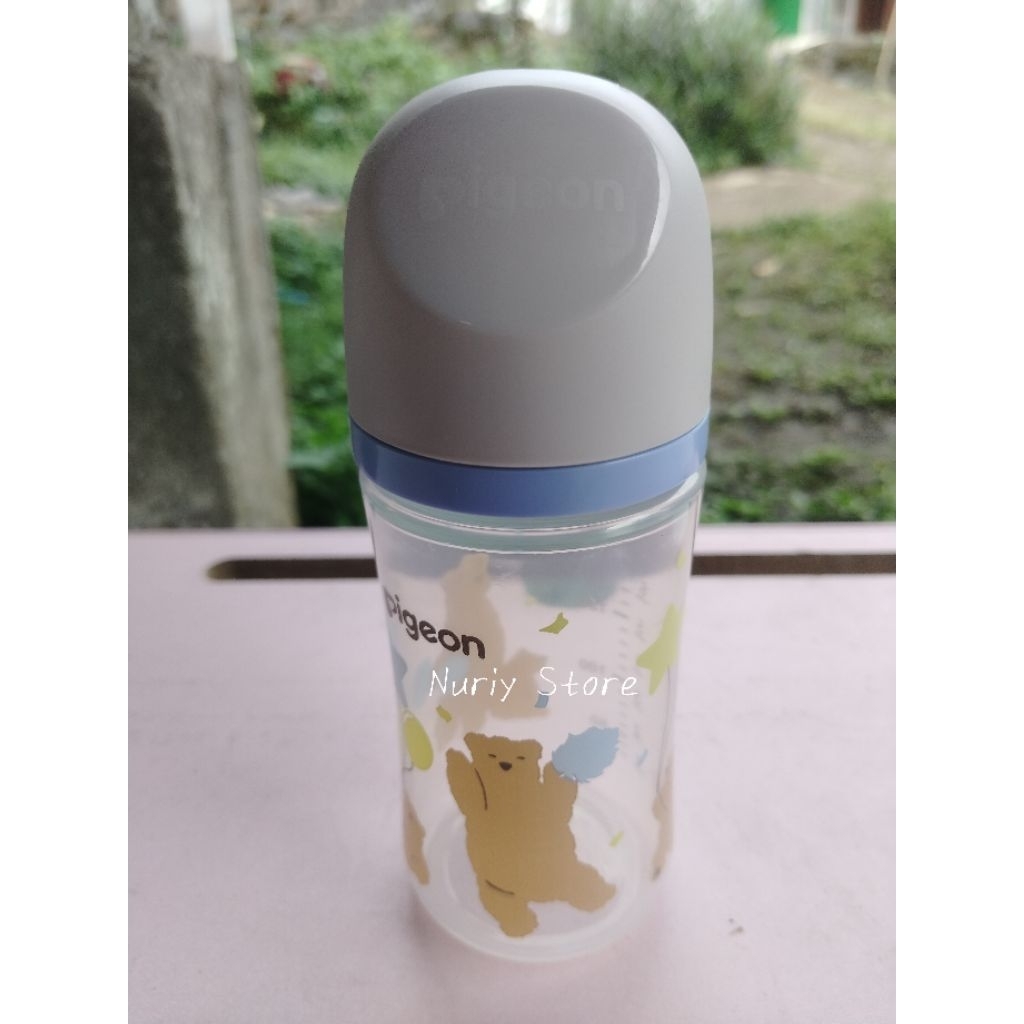 [ PRELOVED ] Pigeon Soft Touch Botol Susu Bayi 3+