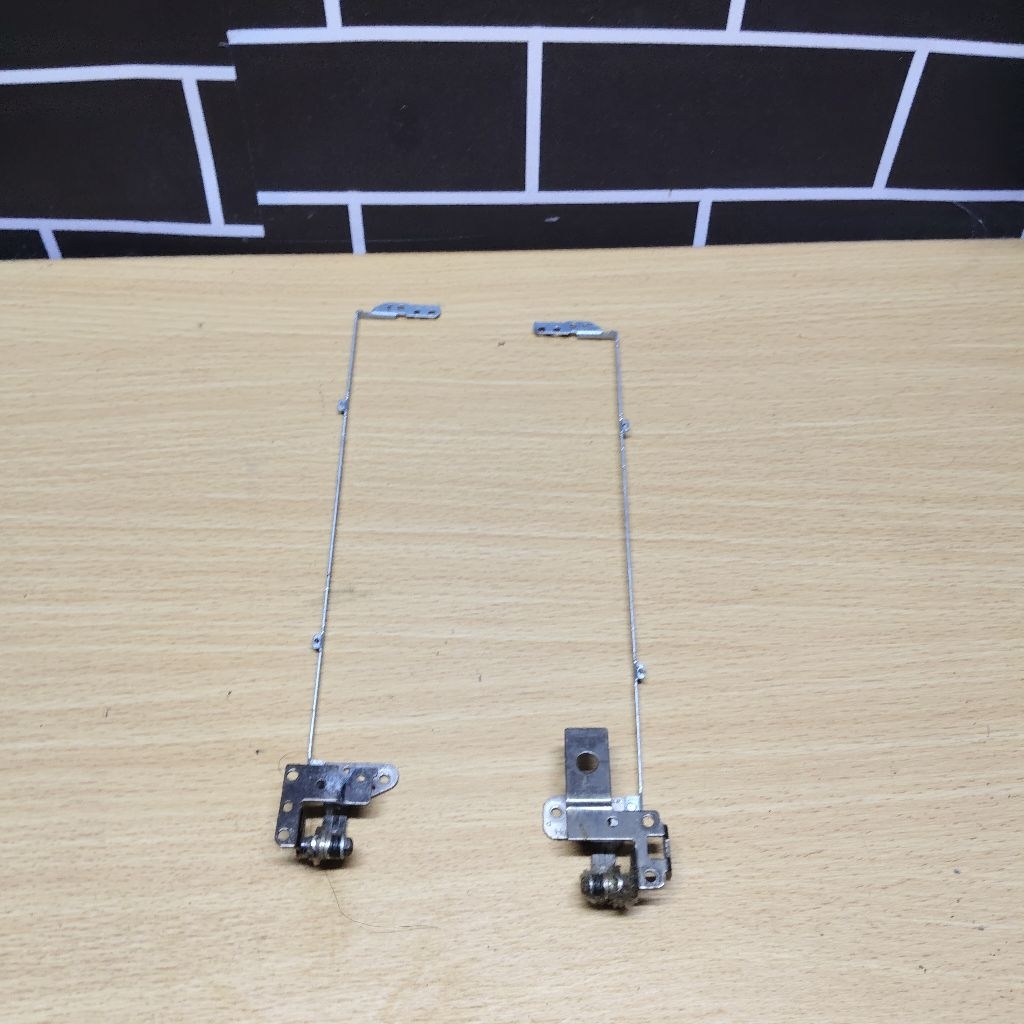 Engsel Laptop Acer aspire V5-431 V5-471