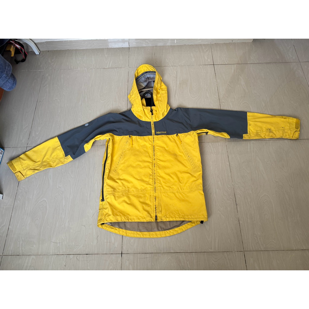 jaket goretex marmot second original