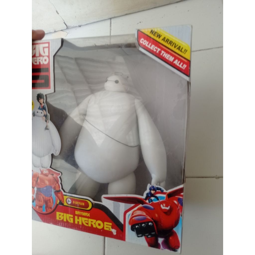 Mainan figure baymax big hero 6