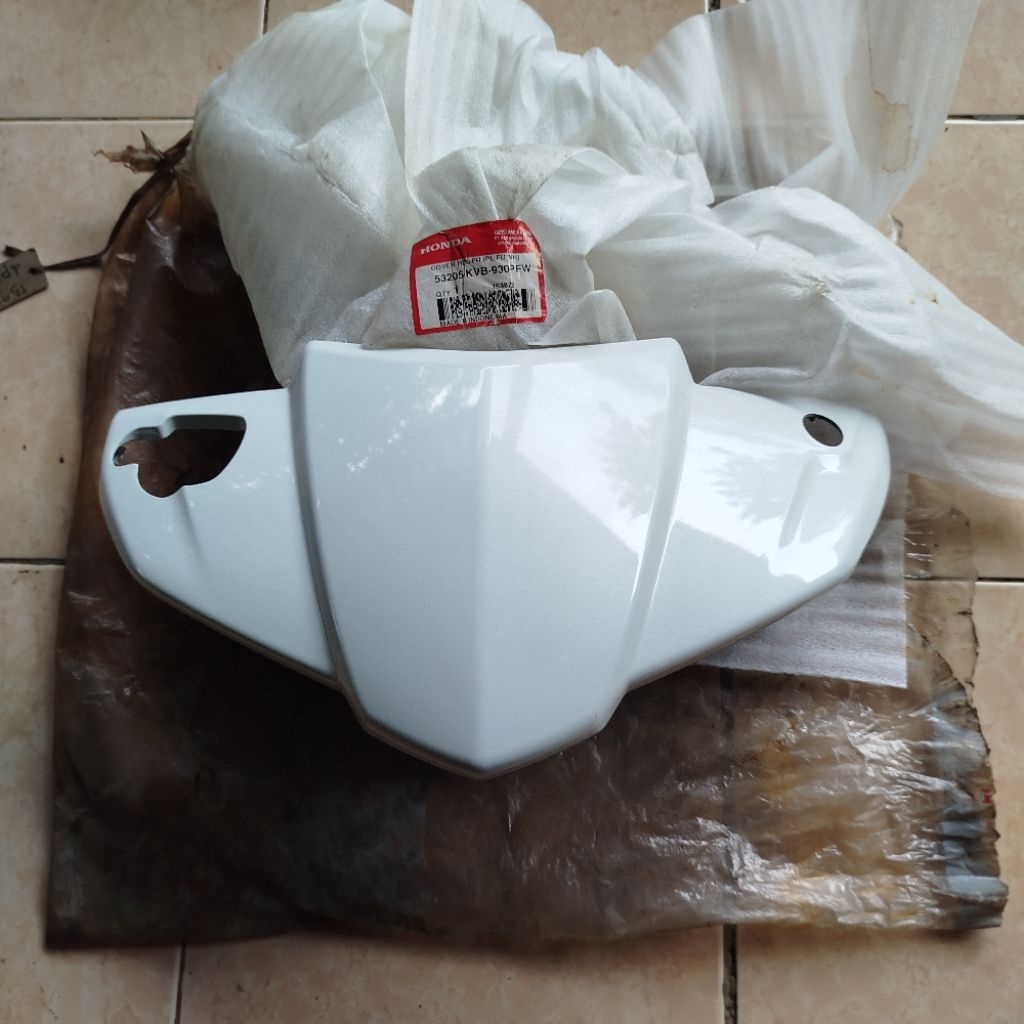 Batok Depan Vario 110 Old Lama Vario 110 Karbu Putih Original AHM 53205-KVB-930PFW