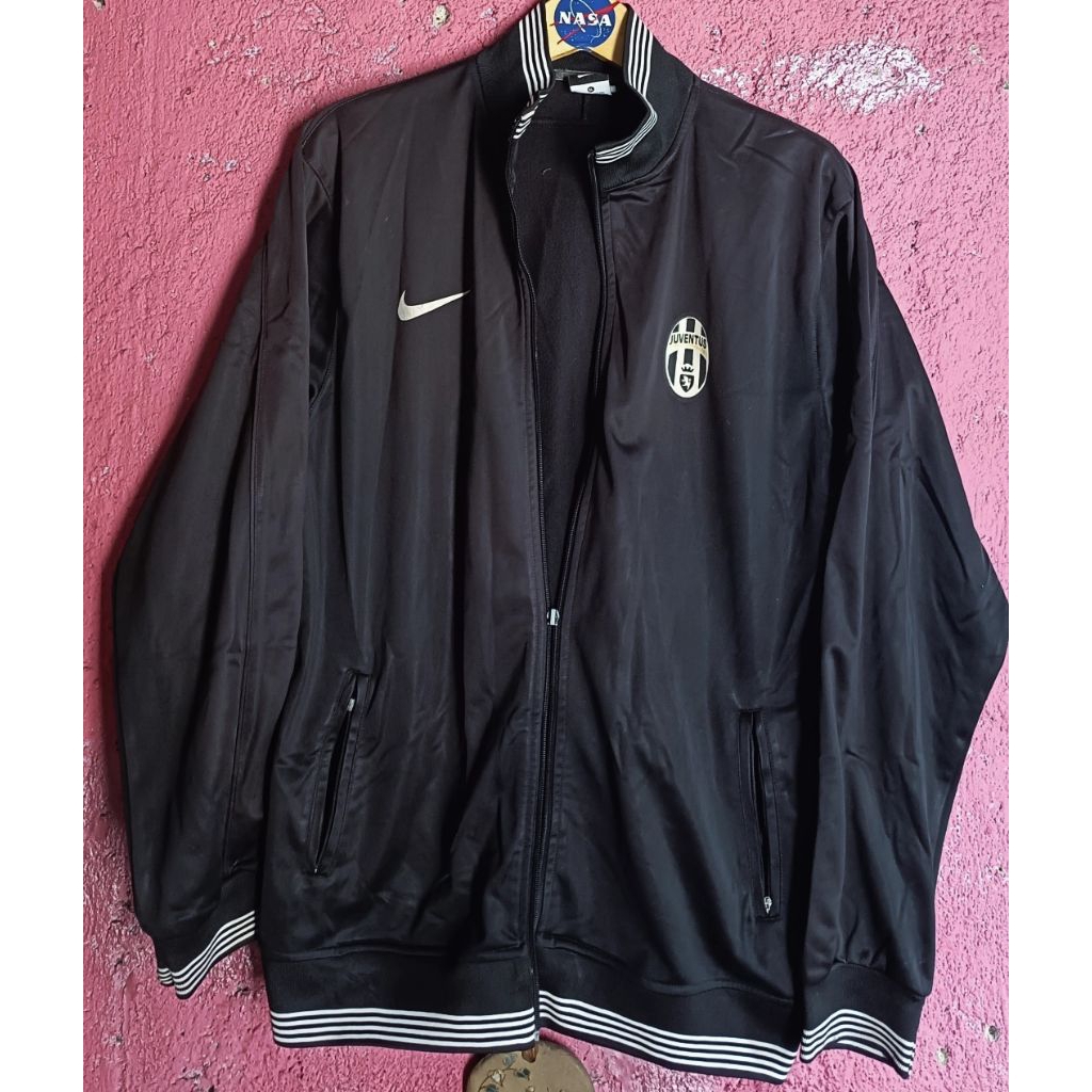 Tractop nike Juventus  " Minus "