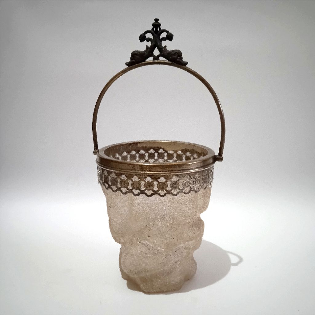 Antik Vintage Ice Bucket Tempat Es Eropa Kristal Sabun Handel Lapis Perak Motif Ikan Utuh Tua Layak 