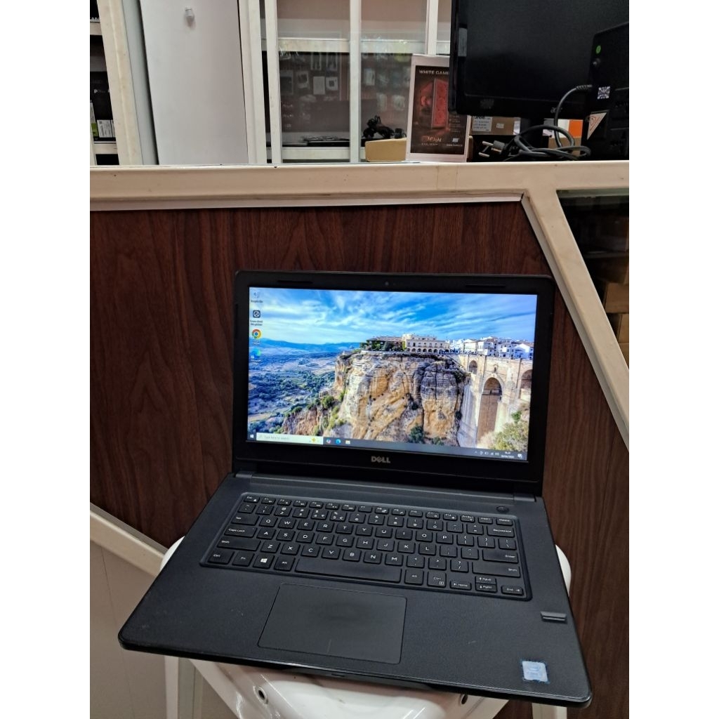 Dell Vostro 14 Core i3 Gen7
