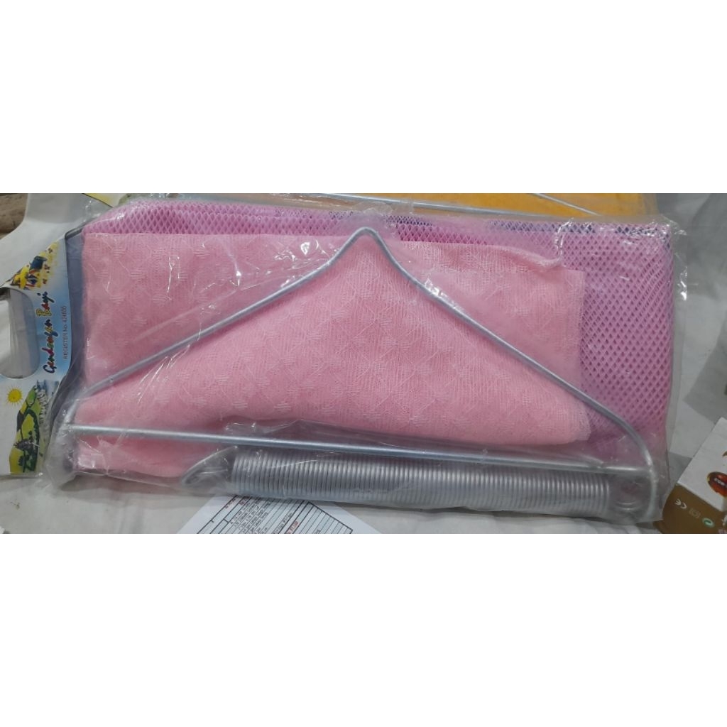Ayunan bayi besiIsi per,  besi ayunan,  kelambu dan kain ayunanMerk ayunku,joeyiPer satu Barang baru