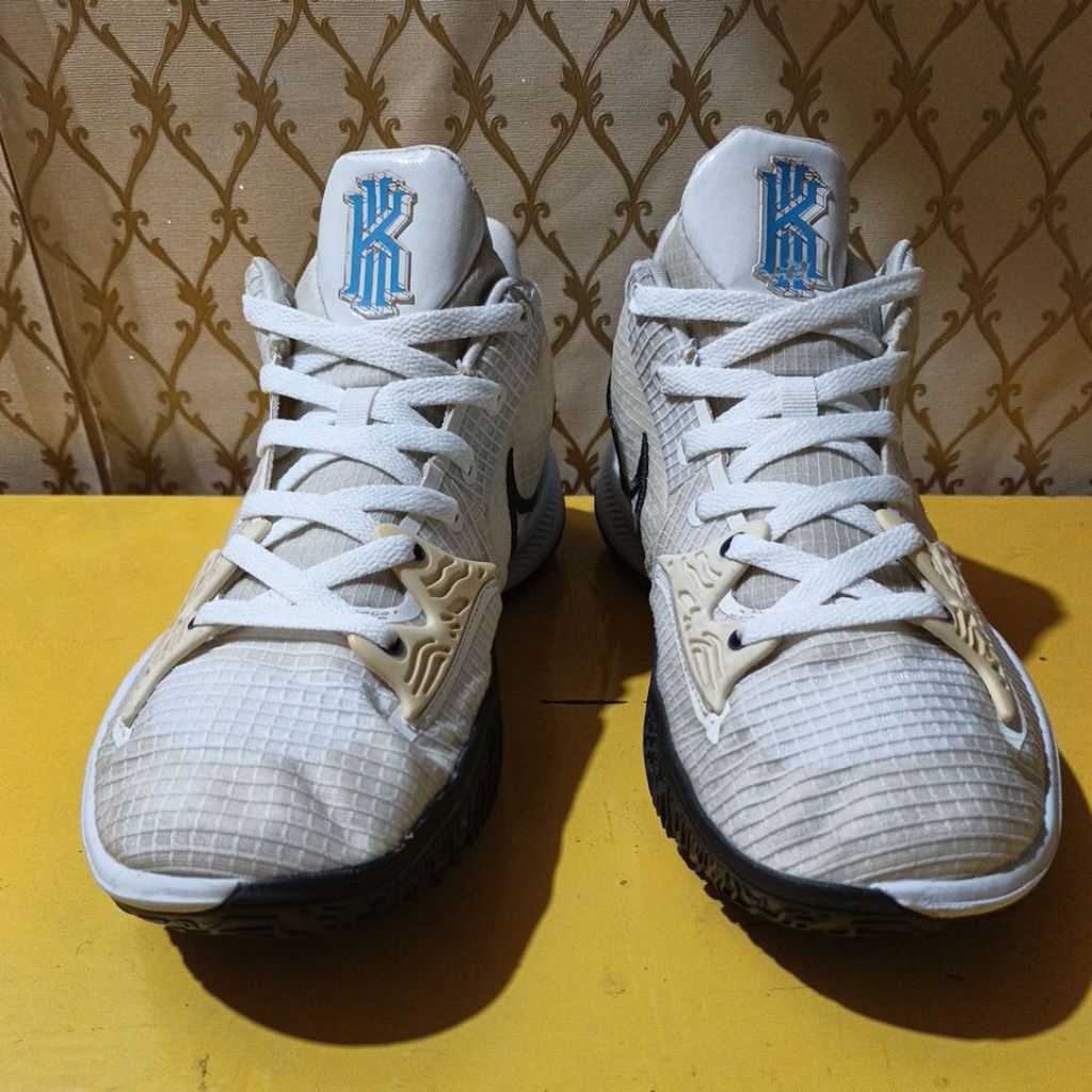 Nike Kyrie Low 4 | Second Original | Size 44/28cm
