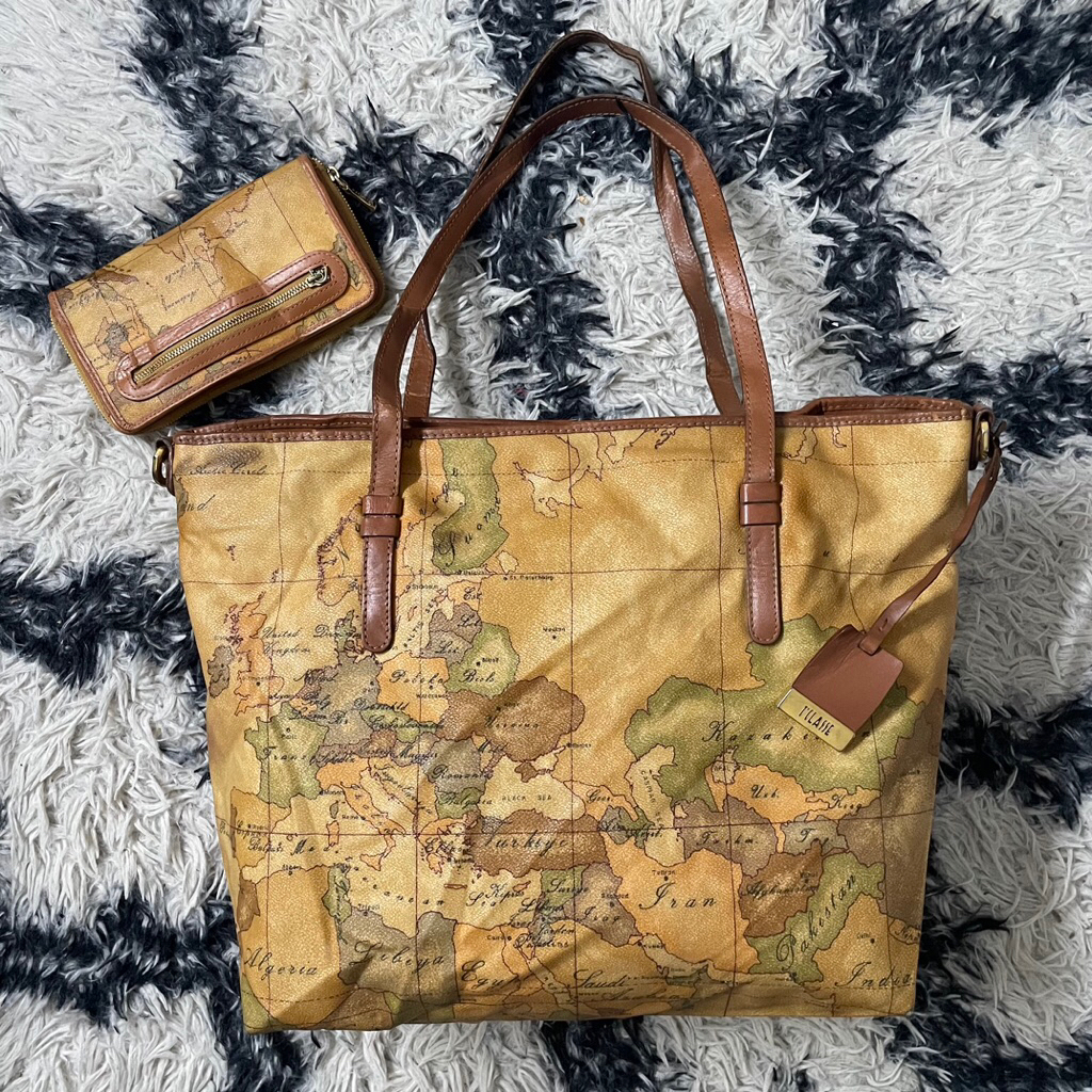 Alviero Martini geo MapHand bag & Wallet
