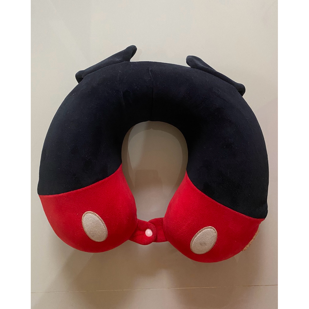 Bantal leher miniso