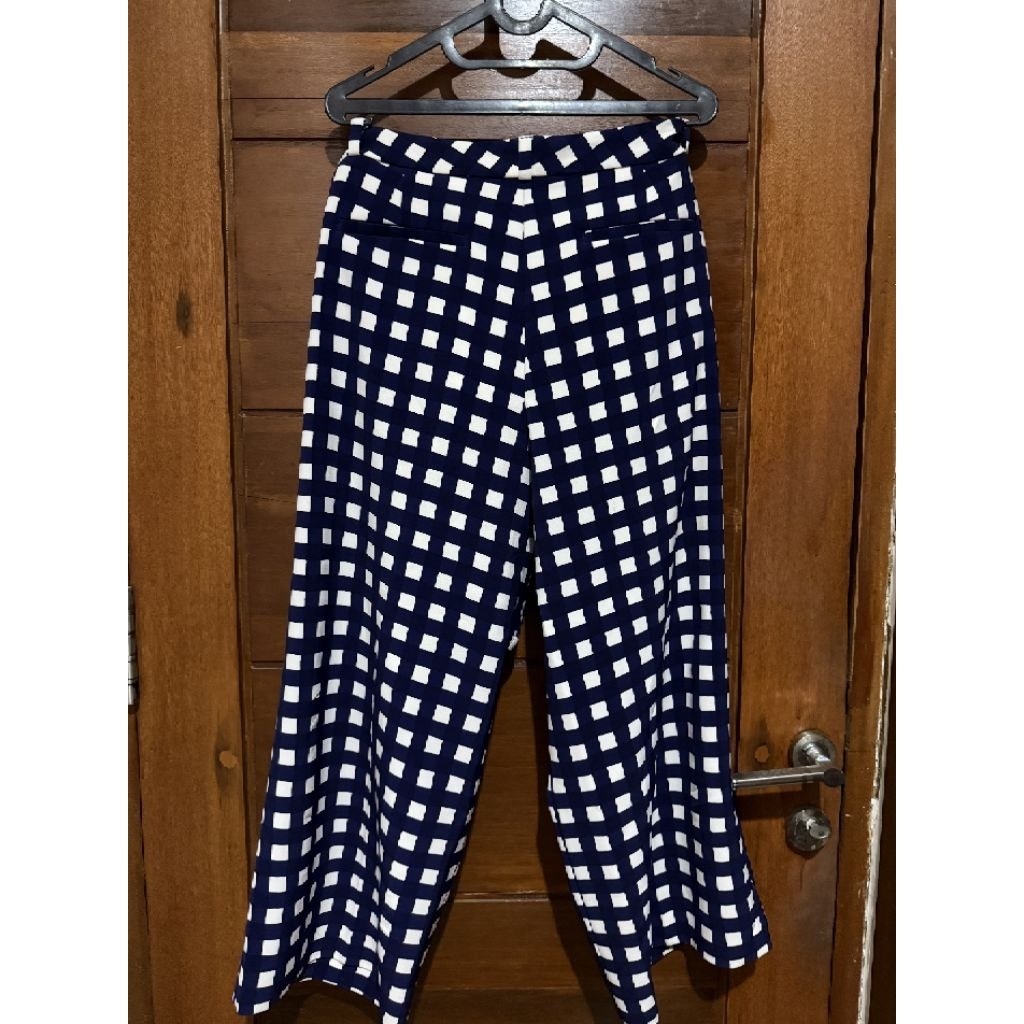 Celana wanita NWT B4na na R3pu blic