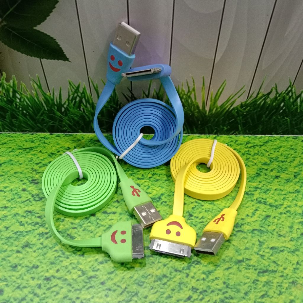 KABEL DATA SMILE IPHONE 4 KABEL TAB KABEL CHARGER MURAH