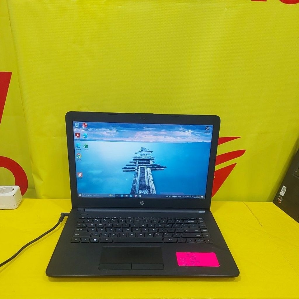Laptop Hp 14-bw515AU AMD E2-9000e Radeon R2 Ram 4gb ssd 128gb minus lcd 1307