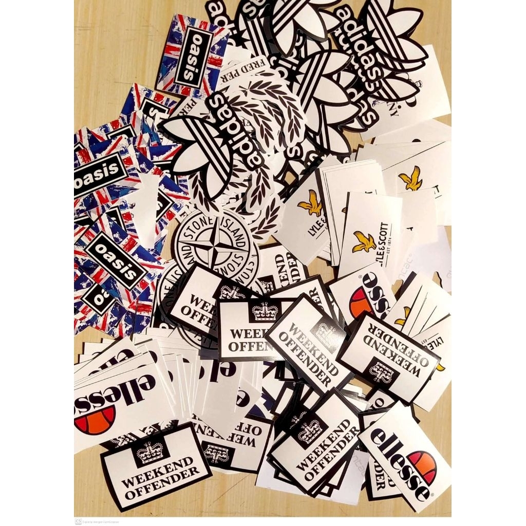 STICKER CASUAL FOOTBALL, HELM, LAPTOP, LEMARI, DLL.