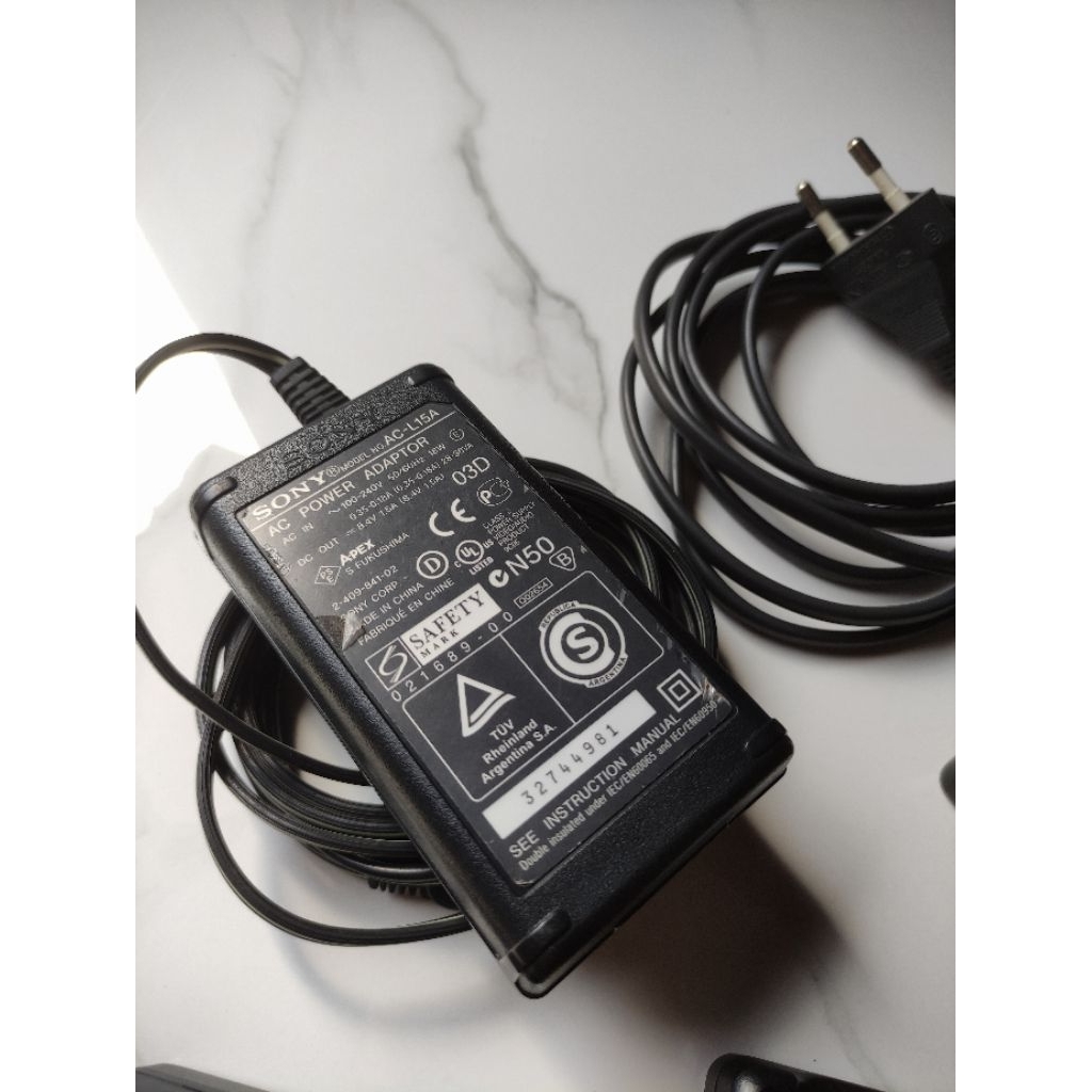 Adapter Charger Sony AC L15A