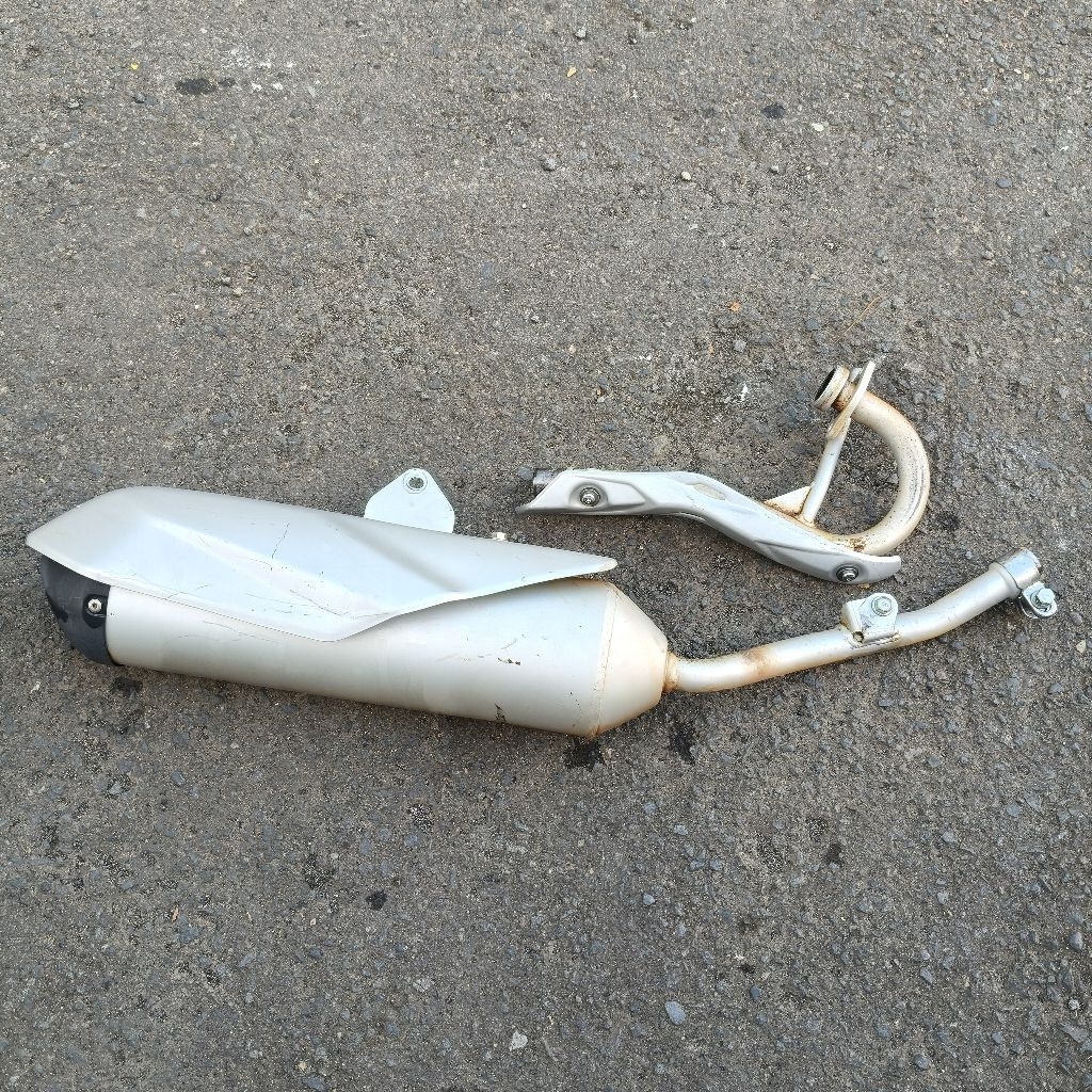 Knalpot standar KLX 150 G/BF/DT New original (bekas)