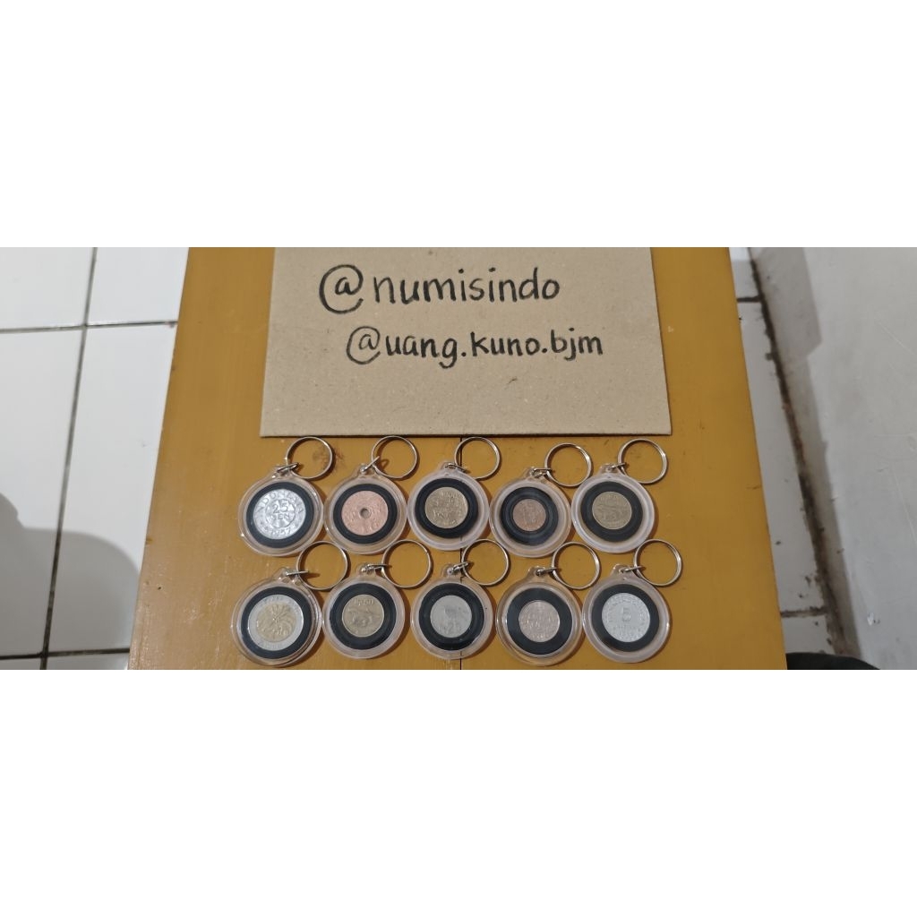 Gantungan Kunci Koin Lama Indonesia - Real Coin dalam Kapsul Akrilik