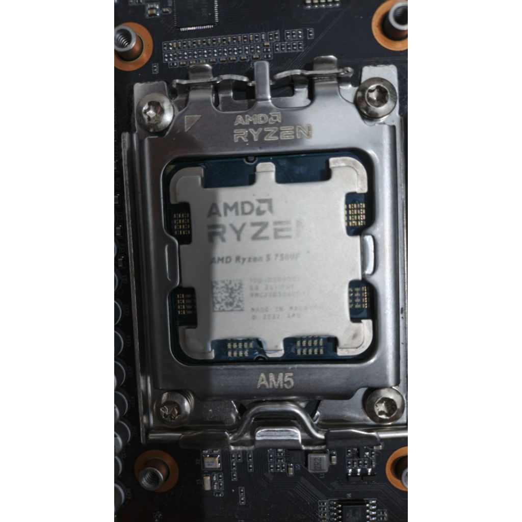 Paket Motherboard & Prosessor B650i mini itx dan Ryzen 5 7500f AM5