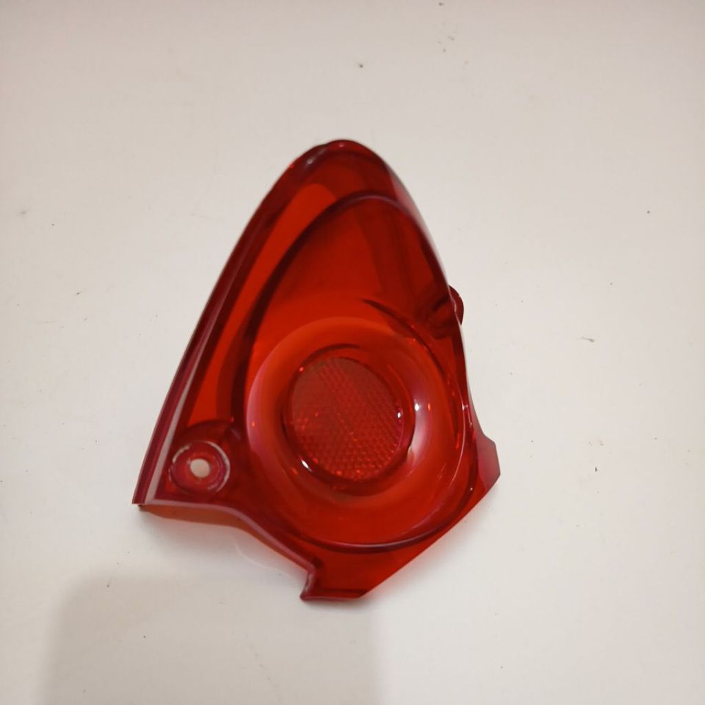 mika merah Stoplamp Satria fu Barong