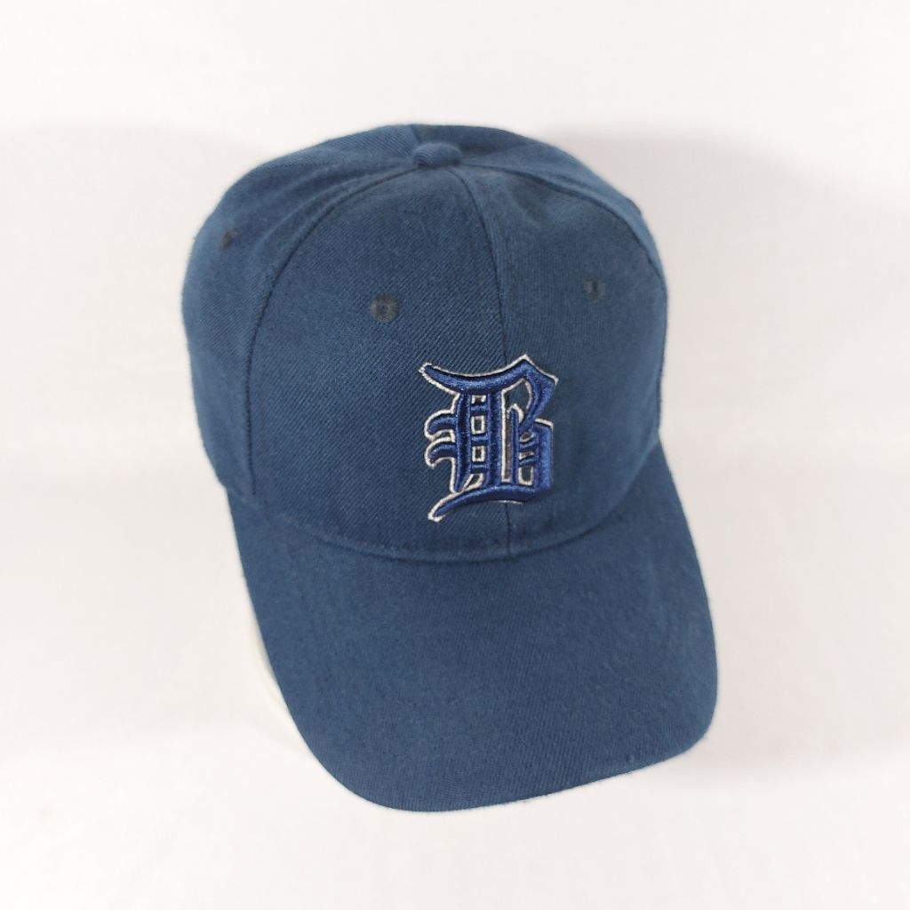 Topi Second Logo B