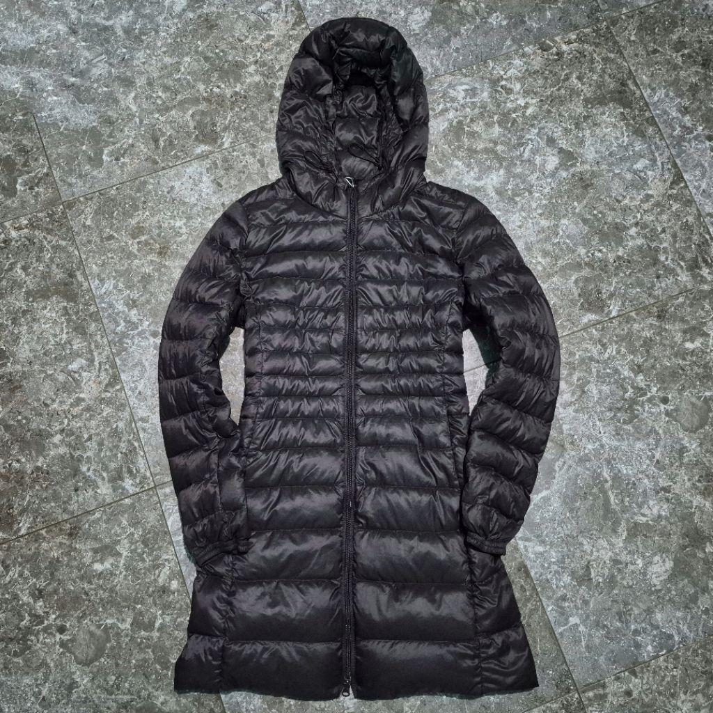 JAKET BULU ANGSA ULTRALIGHT COAT UNIQLO