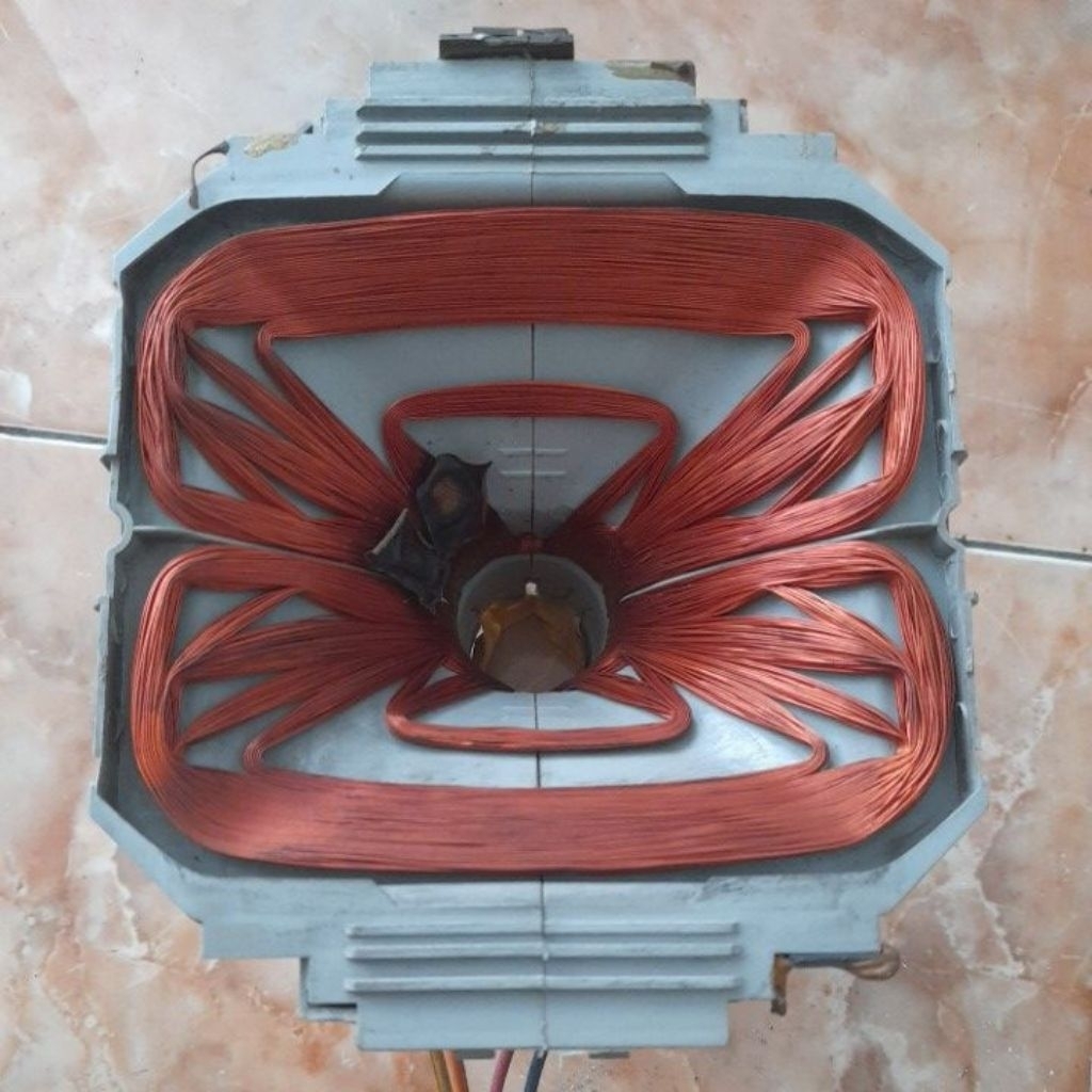 Defleksi tv tabung polytron slim 21 inch PS 52UV232G