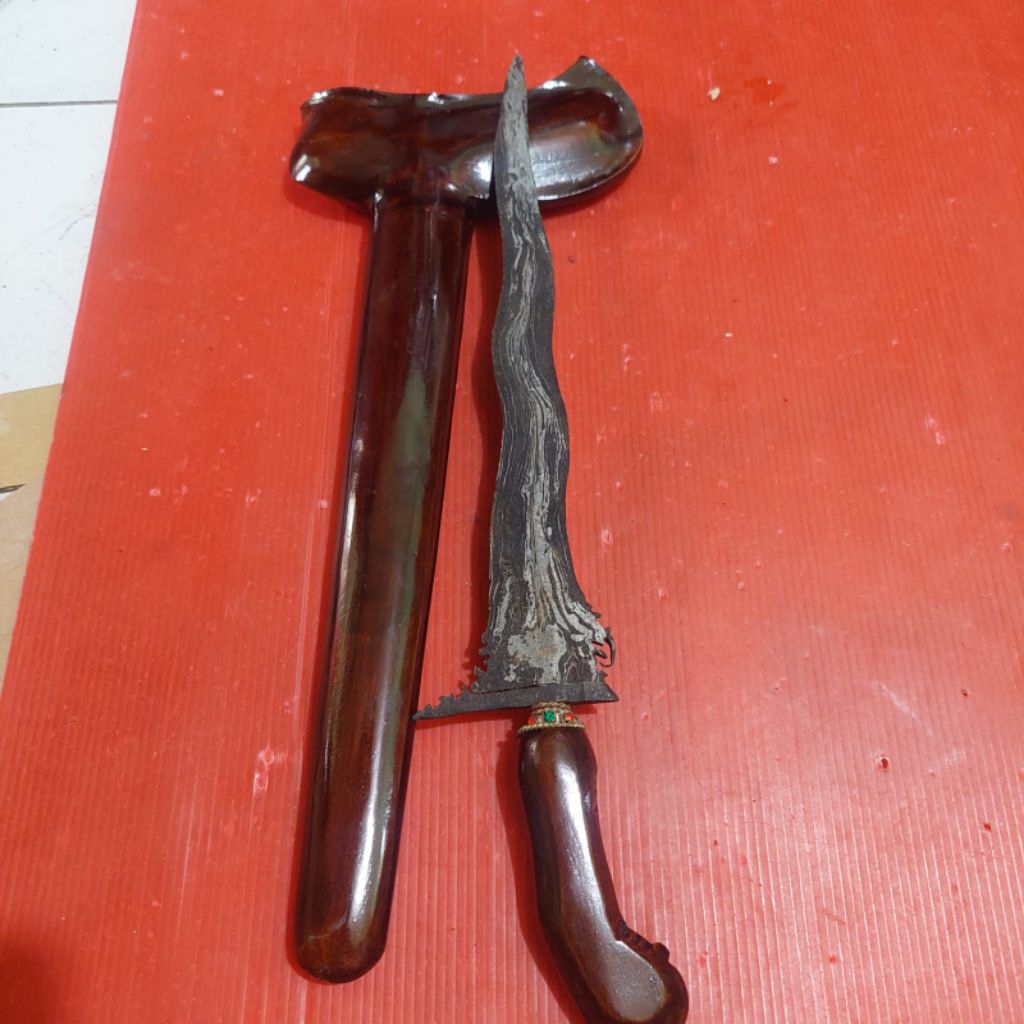 keris patrem