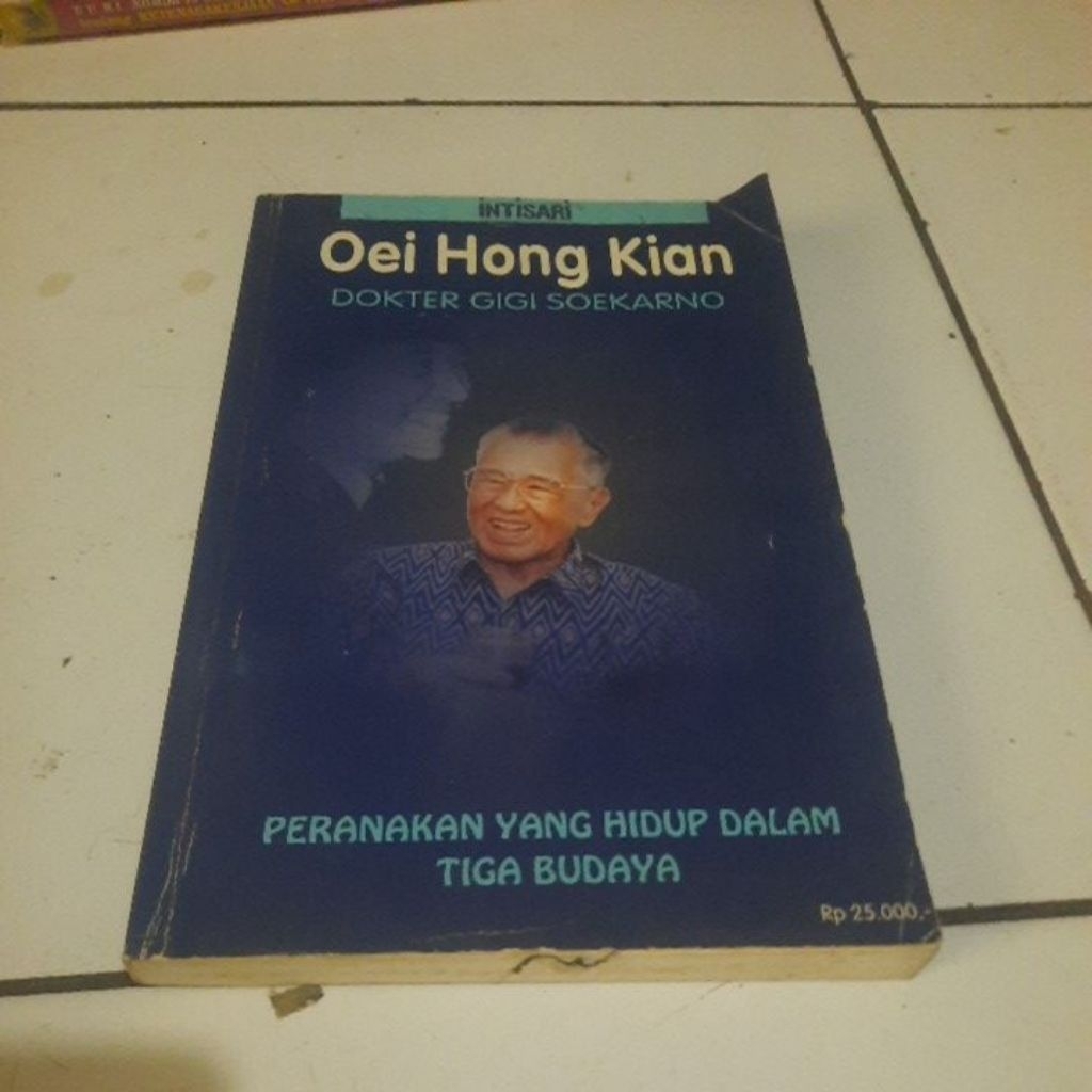 OEI HONG KIAM DOKTER GIGI SOEKARNO