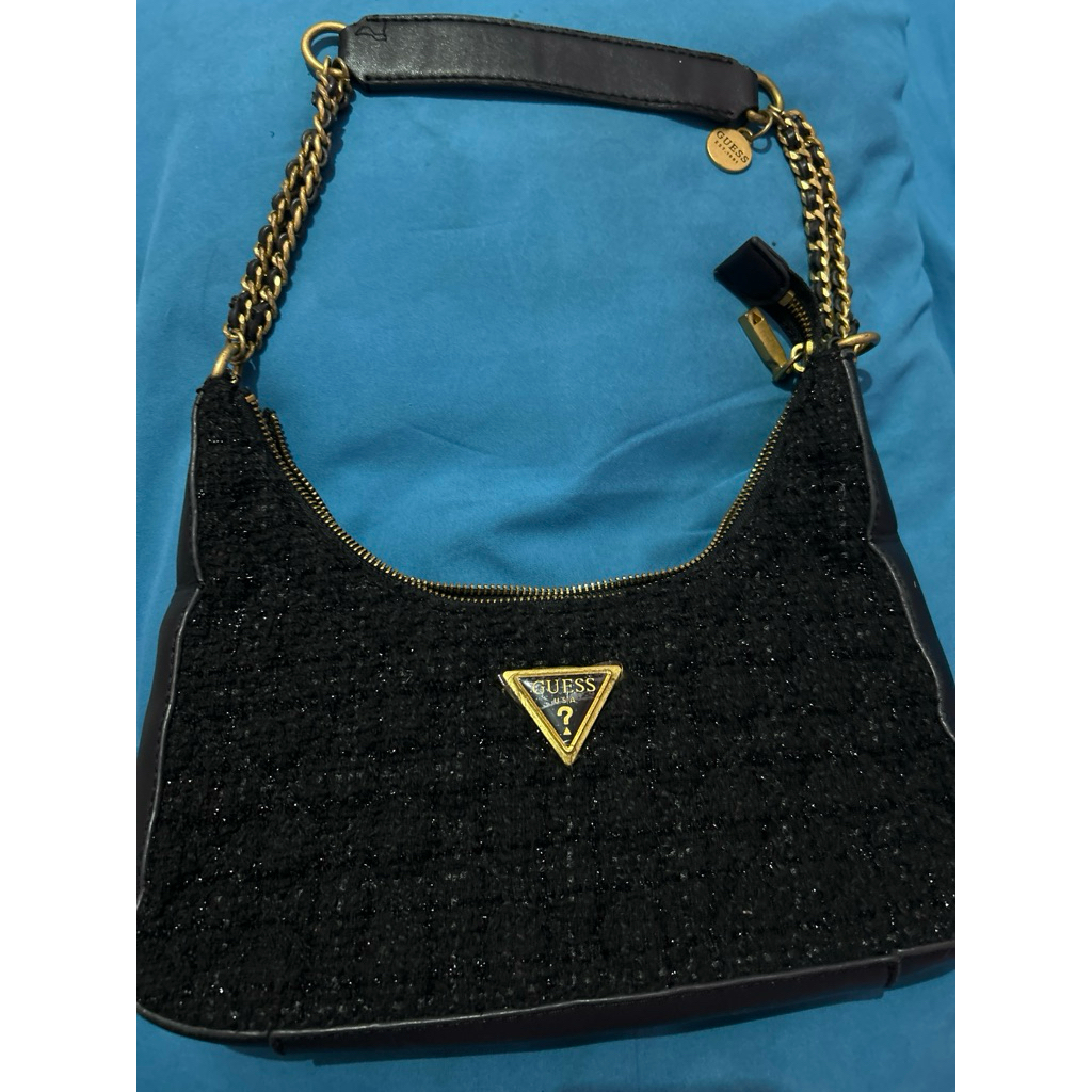 Preloved_Guess Shoulder Bag