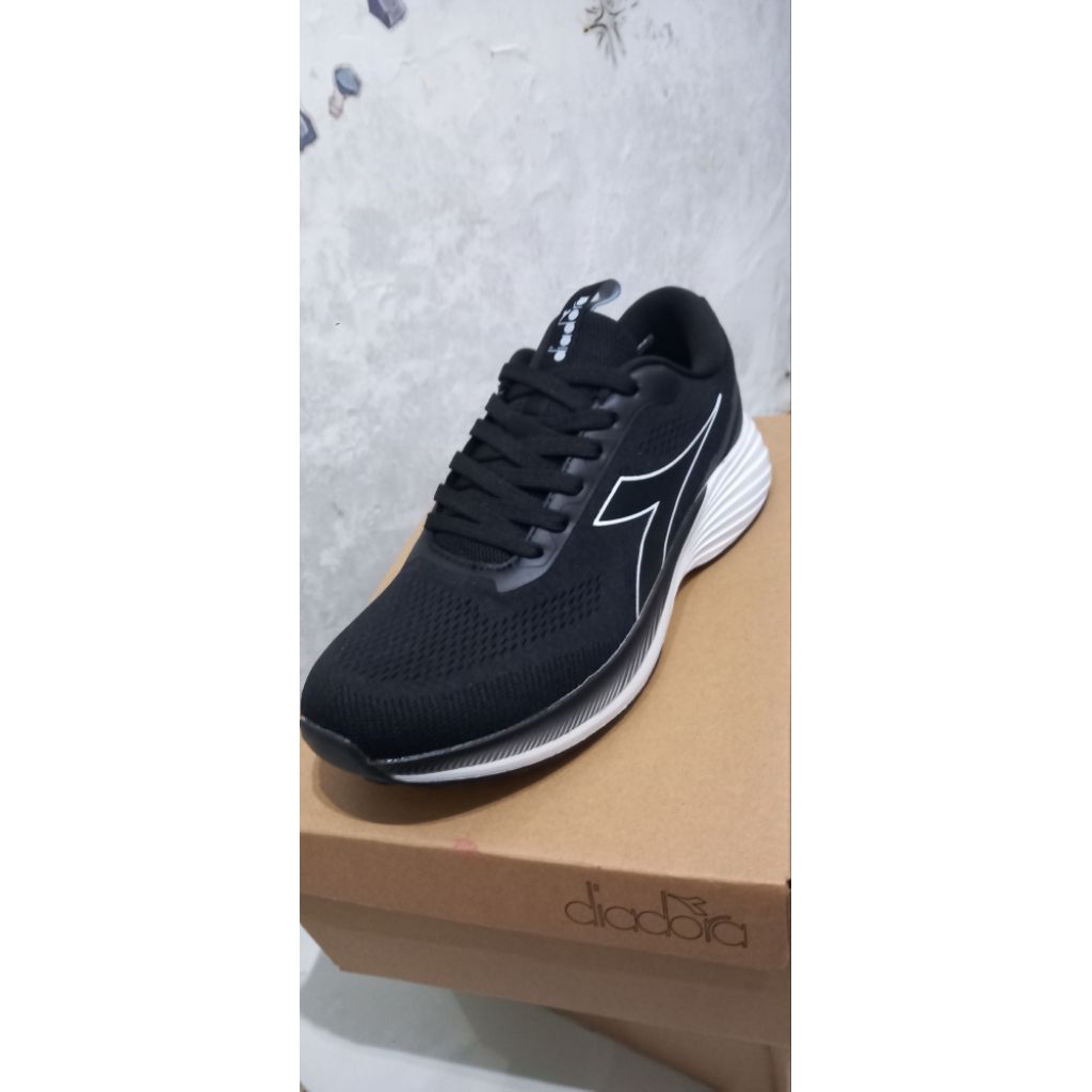 Diadora Running Shoes Black White - Original