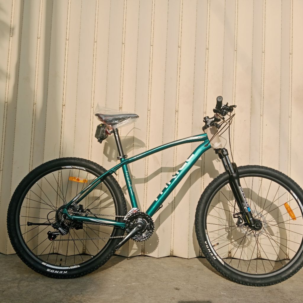 Sepeda Thrill Cleave Sport Ukuran 27.5 L 17 Inch