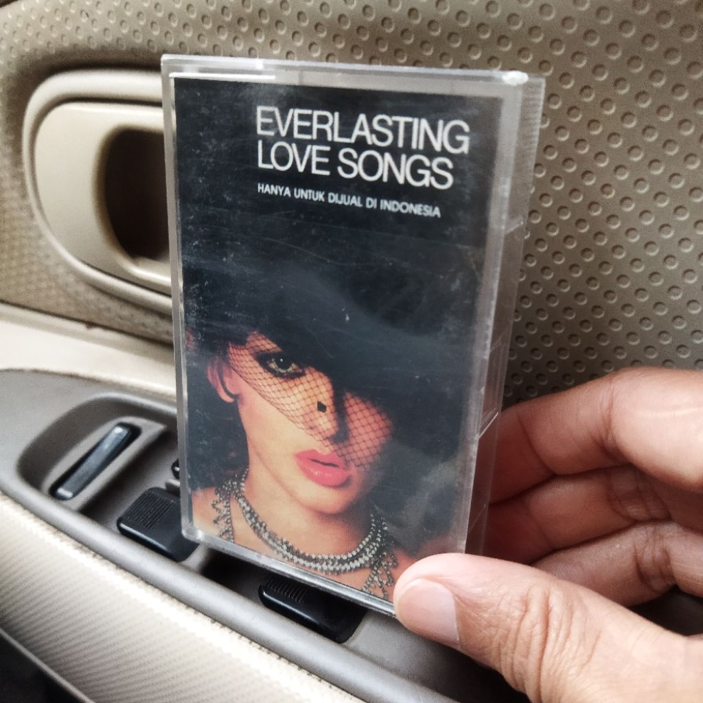 kaset everlasting love songs