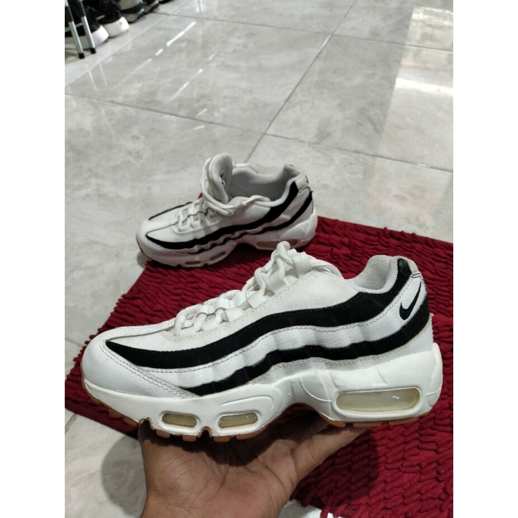 Sepatu Preloved Second Original Nike Airmax AM 95 Size 36