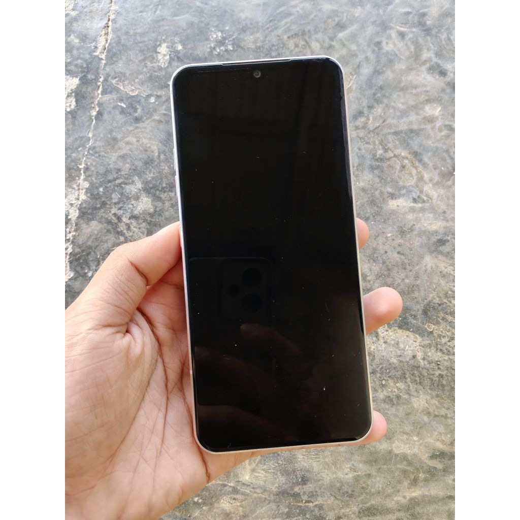 lg V60 minus