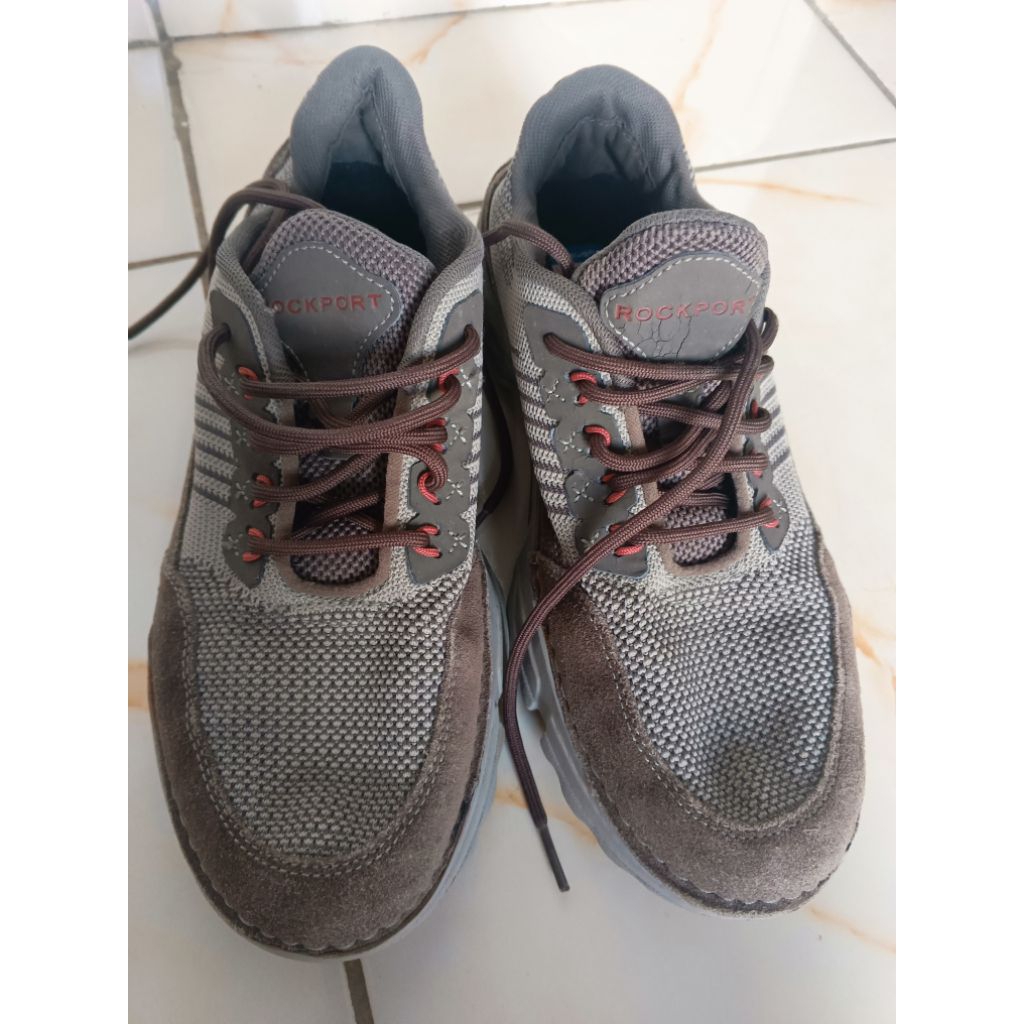 sepatu Preloved rockport
