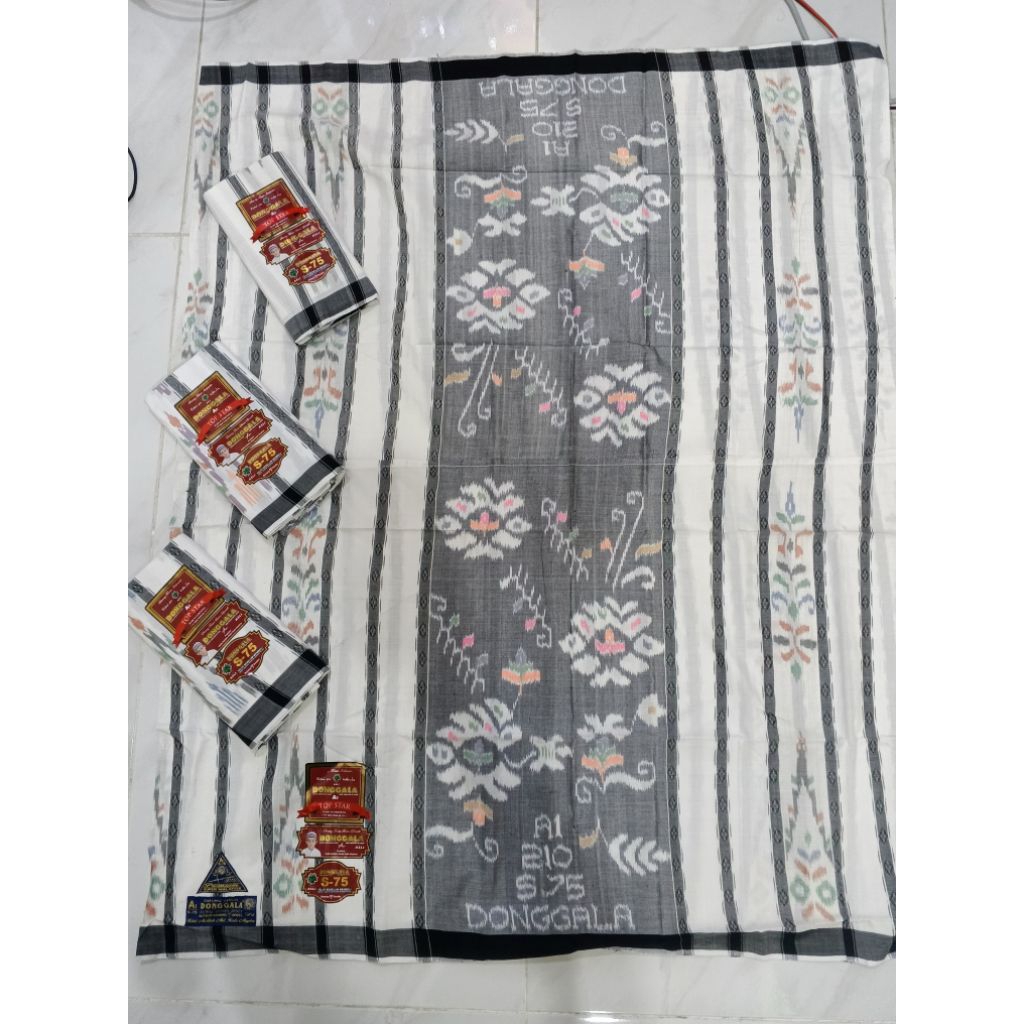 Sarung tenun Donggala s75 white edition