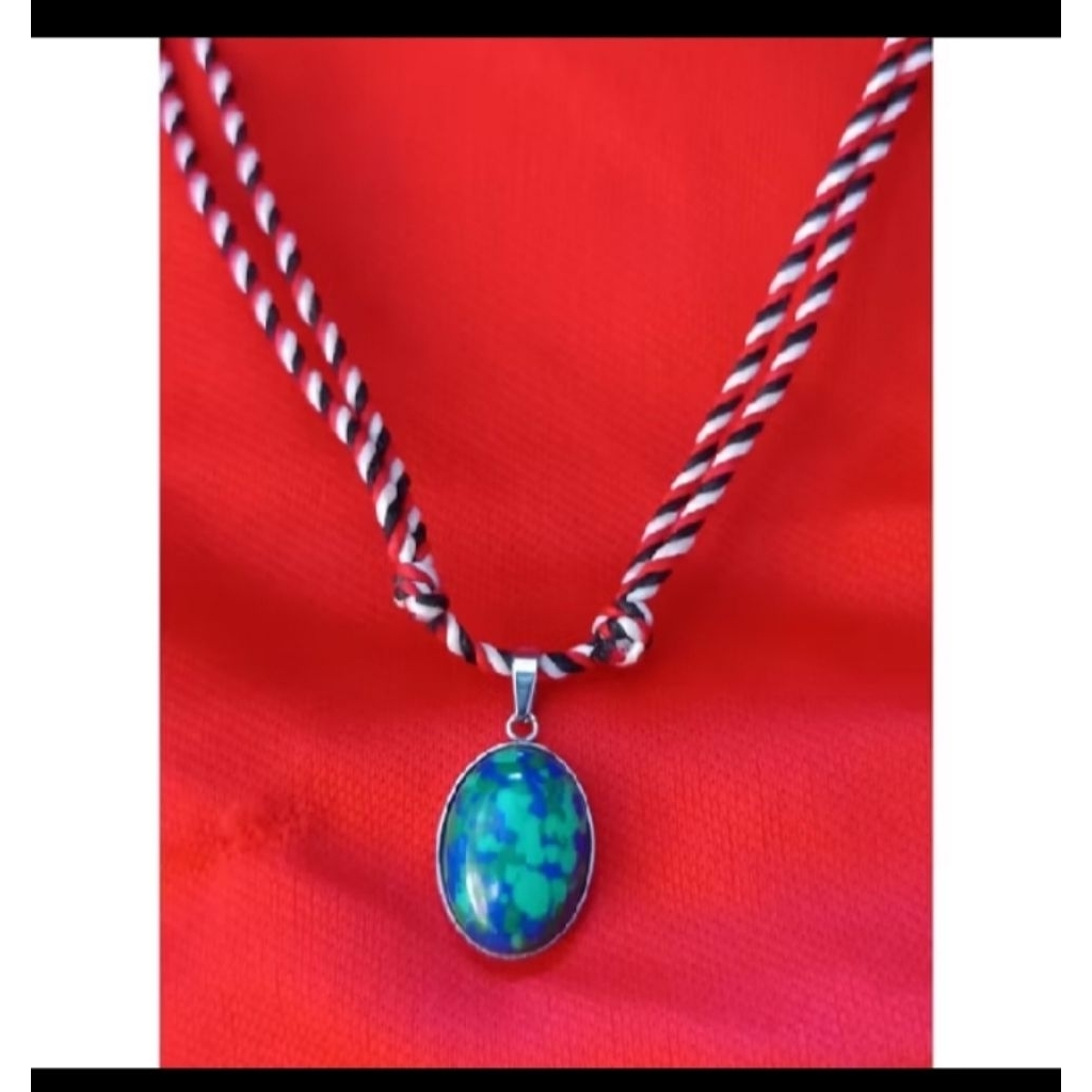 KALUNG TRIDATU LIONTIN BATU PIRUS MESIR HIJAU BIRU MOZAIK