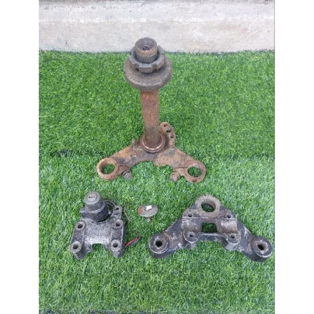 Segitiga atas bawah Yamaha RS 100 L2S L2 Super Original copotan motor