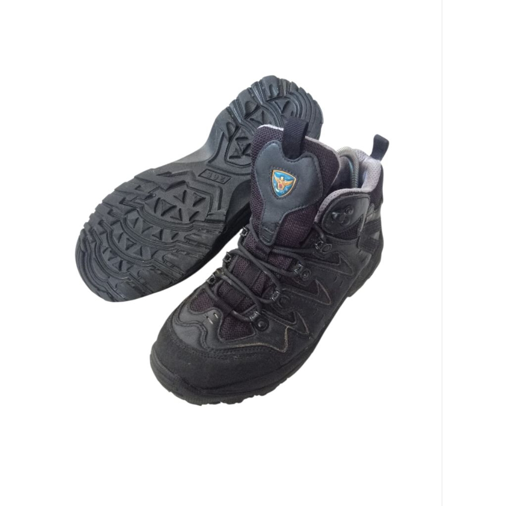 Sepatu Outdoor Sepatu Gunung Sepatu trailrun Hiking sekolah PDL PDH Full Black Tactical Hitam Size 4