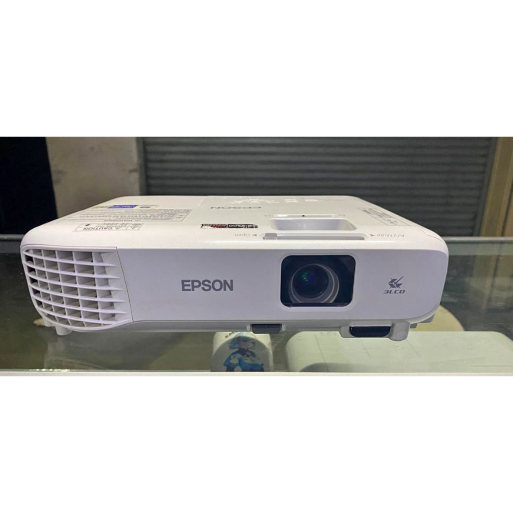 PROYEKTOR EPSON EB-X500