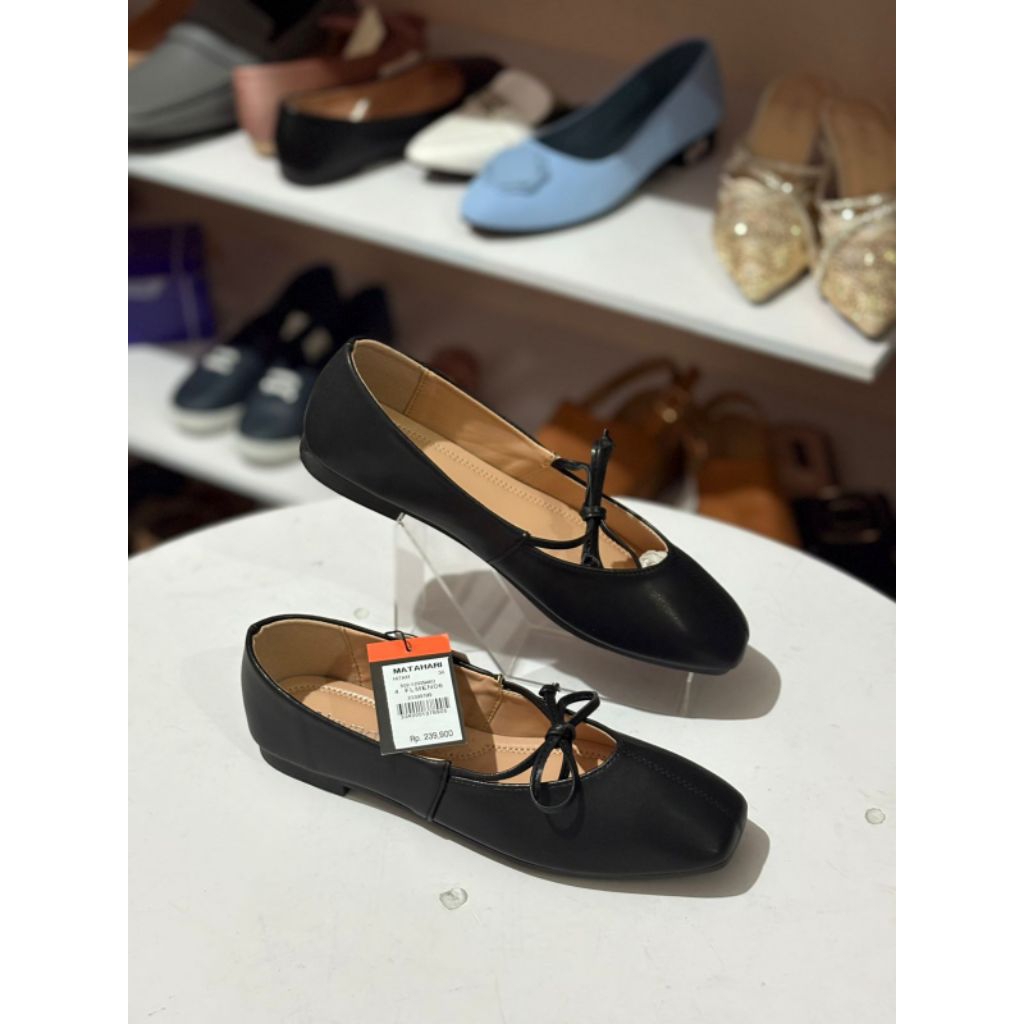 CO SEPATU ORI MALL Matahari ~ Ramayana