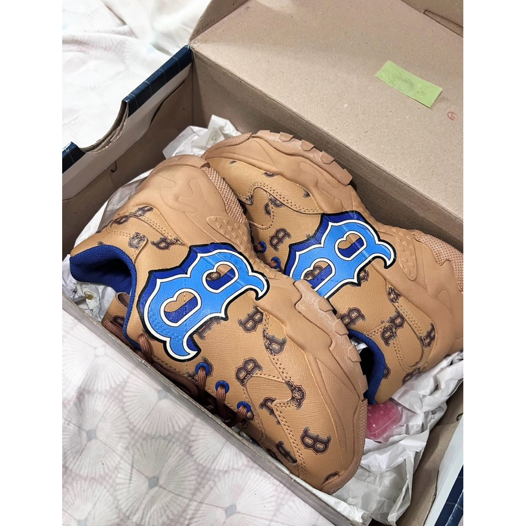 MLB Sneakers