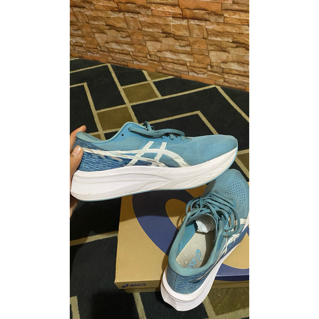 Sepatu magic speed 4