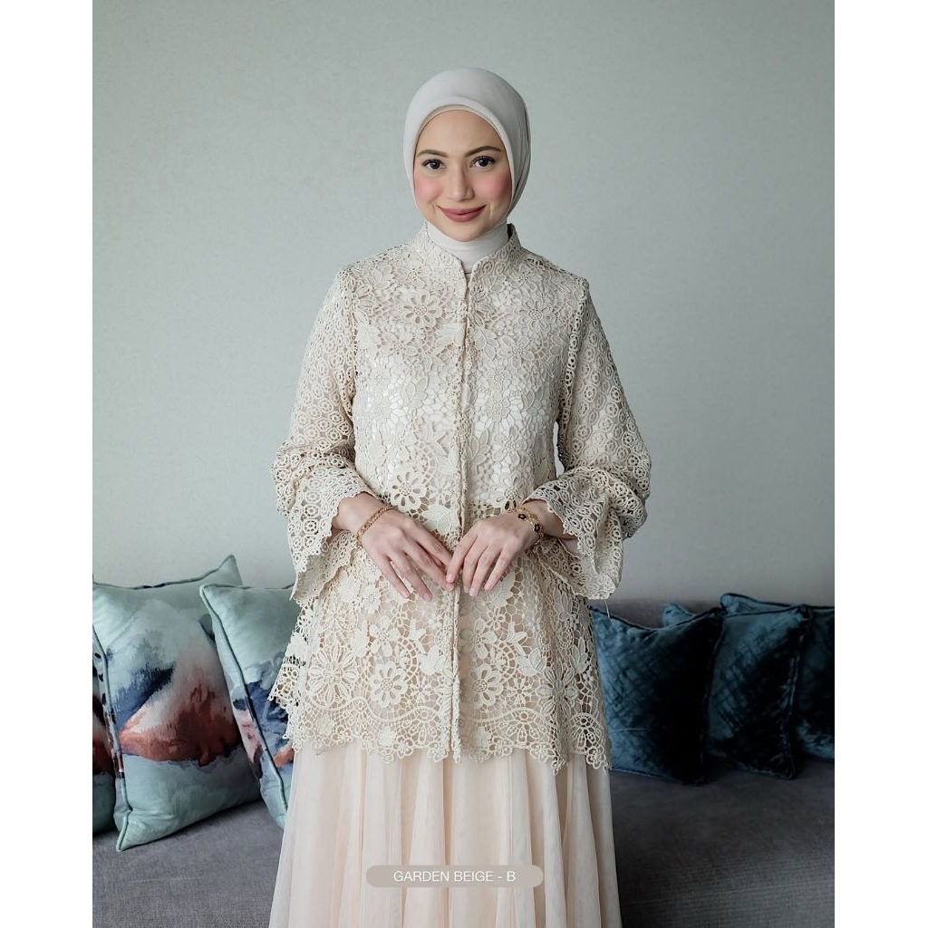 AISHA BLOUSE SARAH THE LABEL