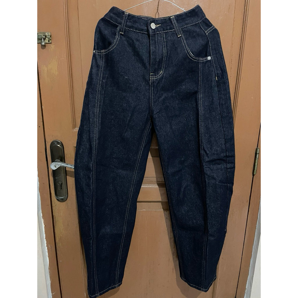 Preloved Anain Barrel Jeans