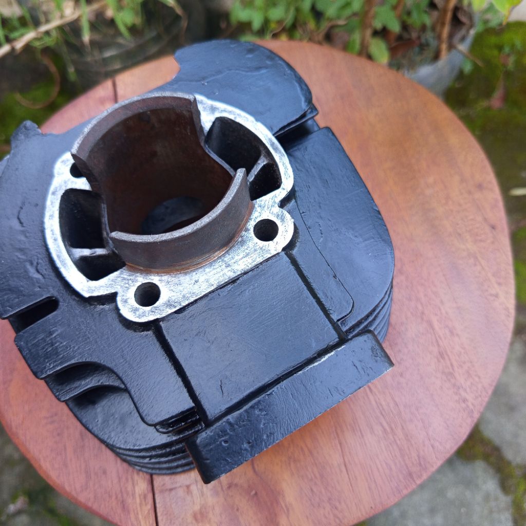Cylinder block dt100 Dt100x dt 100