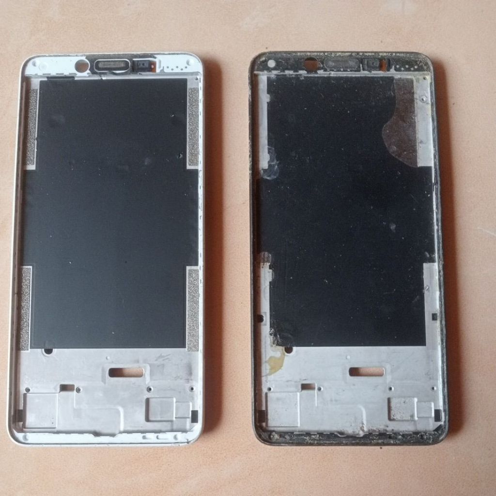 frame lcd tatakan lcd redmi 6a ori copotan