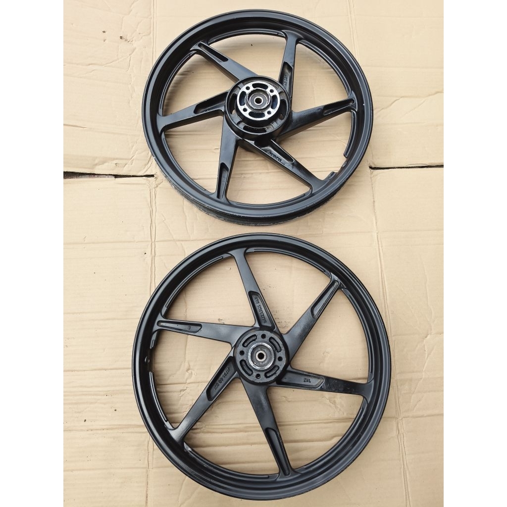 Velg Depan Belakang Satria 2 tak Satria Hiu Satria Lumba Dobel disc original