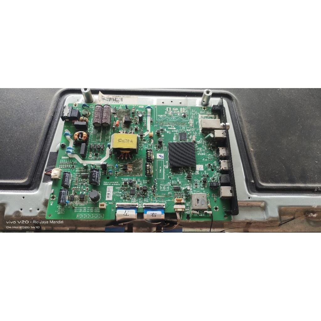 mb/mainboard tv coocaa model 43tb7000