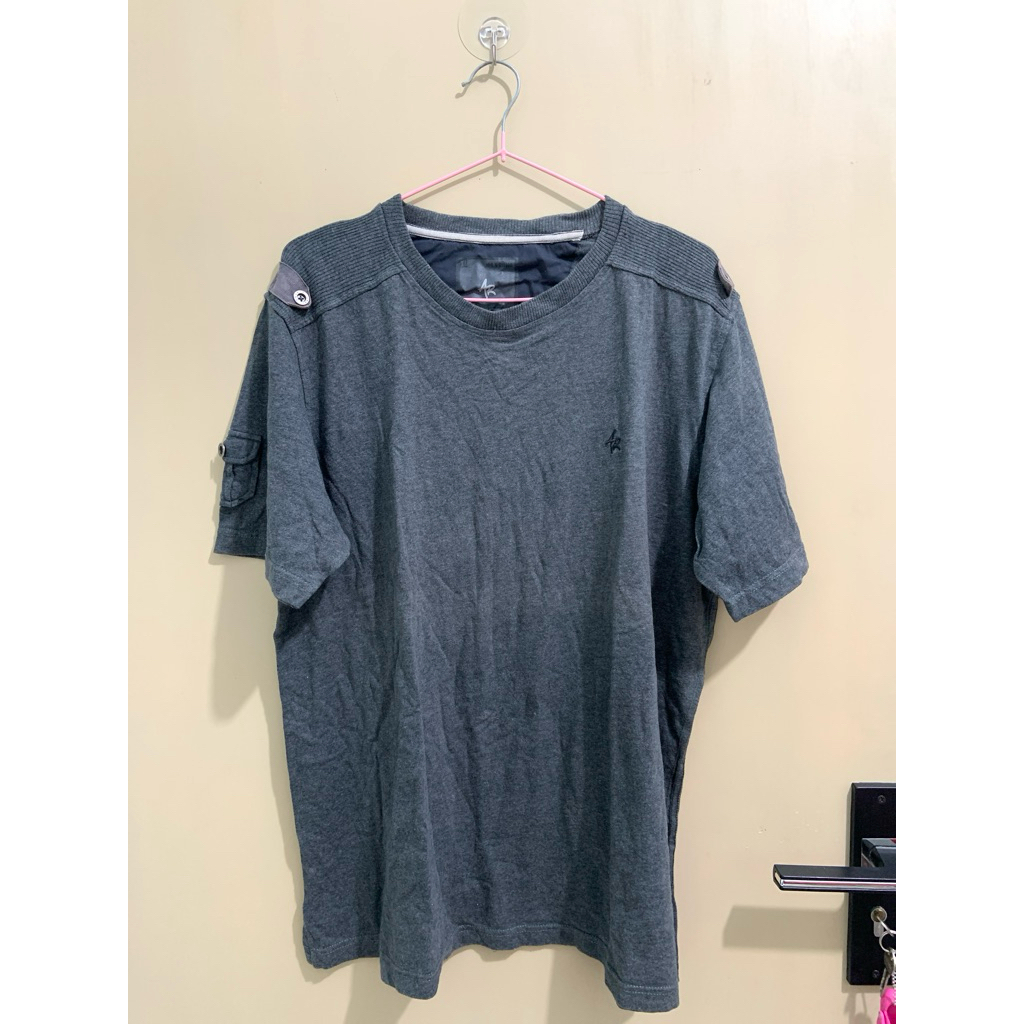 preloved kaos arnett