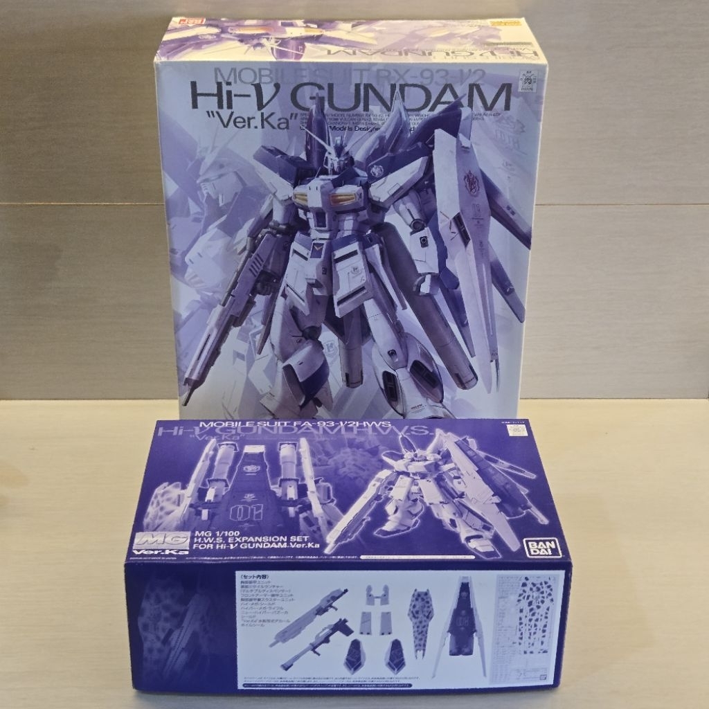 Gundam Bandai 1/100 MG Hi Nu Ver Ka + Bandai HWS Expansion Set for Hi Nu Verka