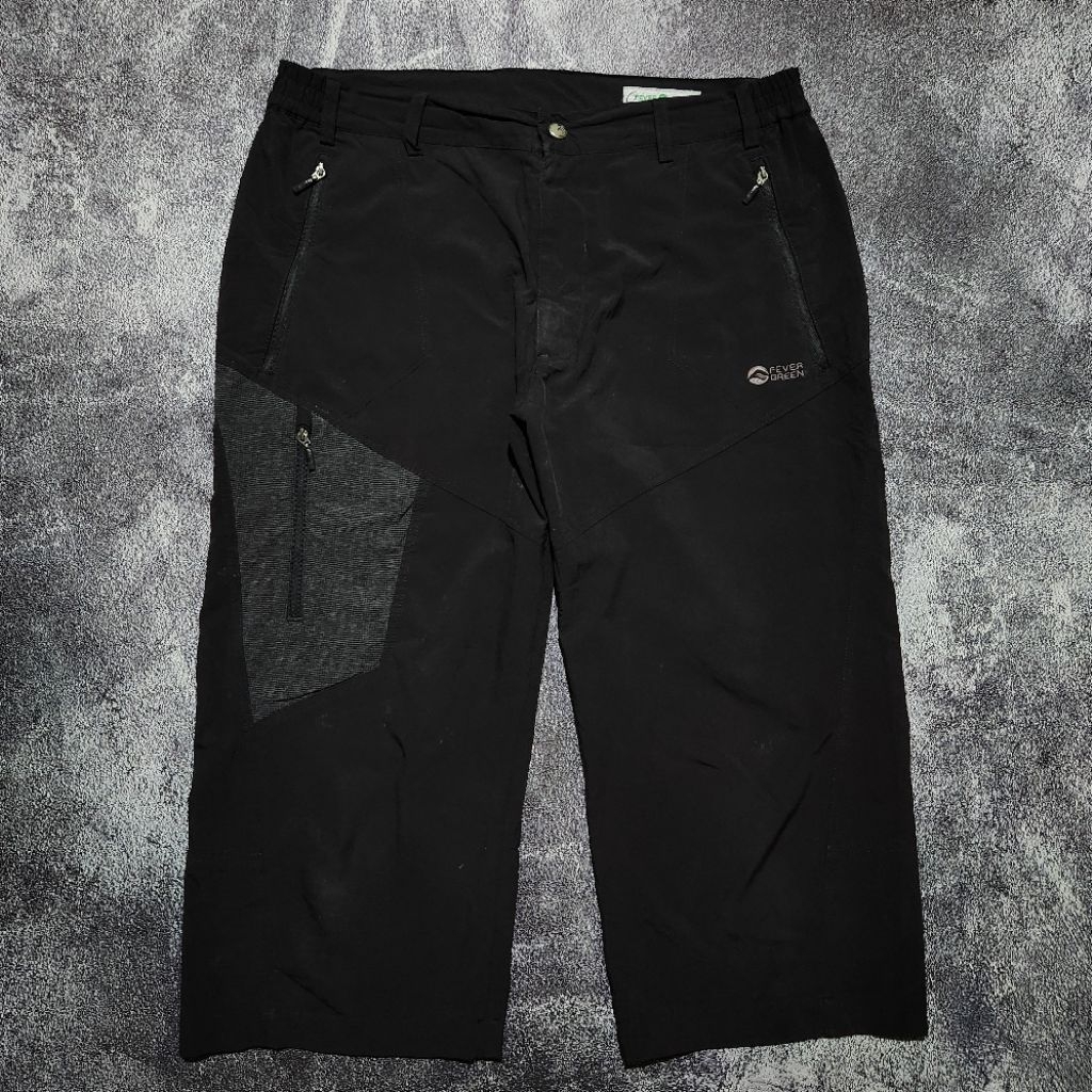 FEVER GREEN shortpants size 32-35